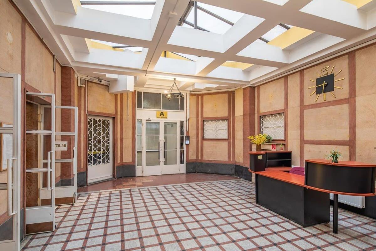 Newly Designed Central Studio Будапеща Екстериор снимка